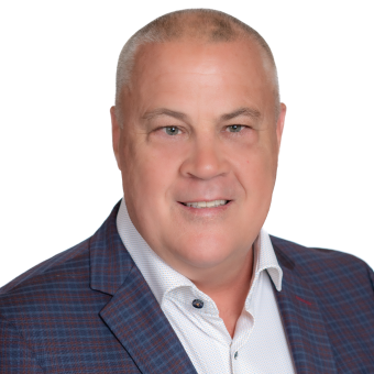 Headshot of Grant Henri