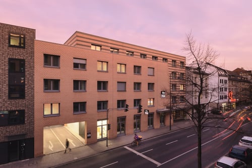 Prime location of Holiday Inn - the niu, Mill Cologne Mülheim.