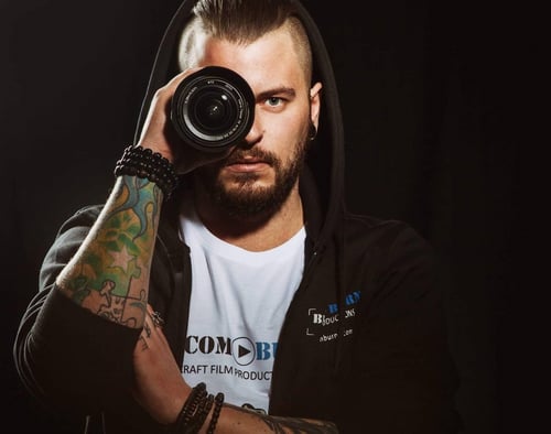 Bizcomburnz - craft film productions