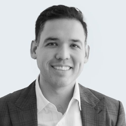 Headshot of Thomas Kerr