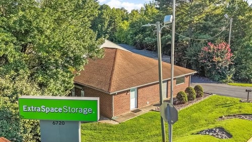 Extra Space Storage