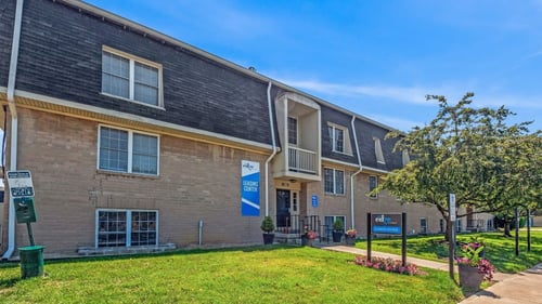 Edge at Arlington apartments exterior