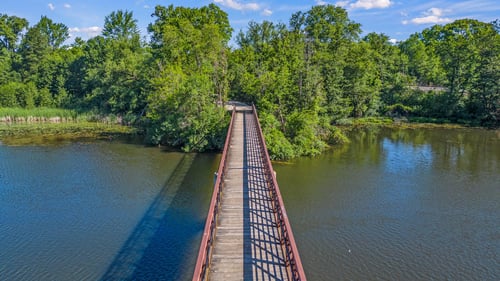 Close to exceptional outdoor recreation options like the Barton Nature Area