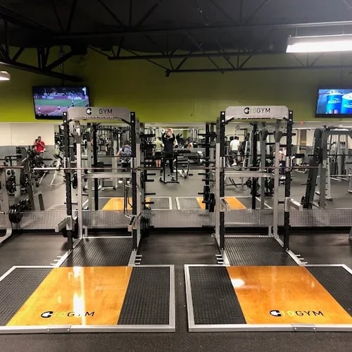 Free weight area at 10GYM South Tulsa for strength training