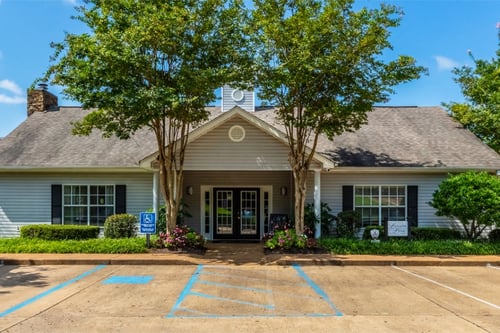 Exterior View at Lexington Pointe Apartment Homes in Oxford, MS 38655