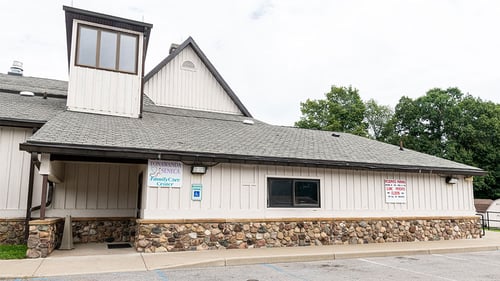 Exterior image of Rochester Regional Health Tonawanda Seneca Family Care in Akron, NY