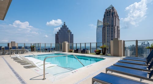 Reort style swimming pool at Atlantic House Midtown