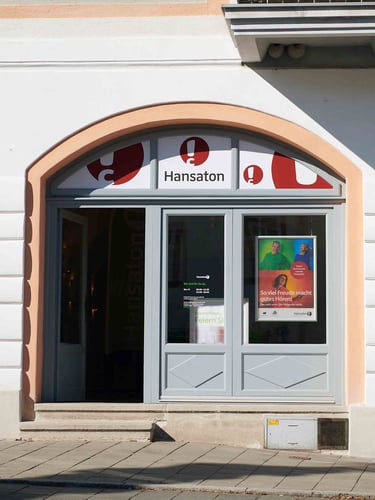 Hansaton Hörkompetenz-Zentrum Stadtplatz 14, Klosterneuburg Frontansicht