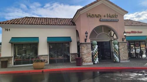 Honey & Herb - Exterior