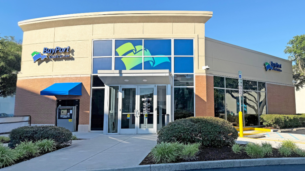 External view of local credit union located in Virginia Beach, VA