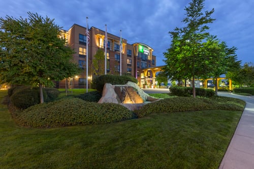 Exterior Of The Hotel With View Of The Waterfall