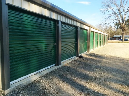 Top-Lock-Self-Storage-Units-in-Dillon,-SC-on-Highway