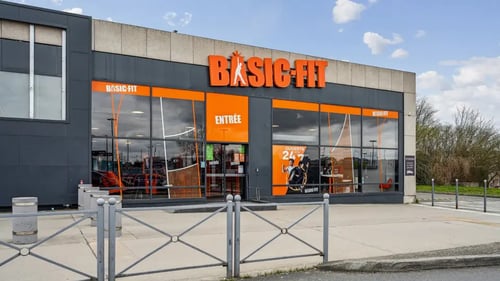 Basic-Fit Collégien Rue du Général de Gaulle 24/7 - front club outside
