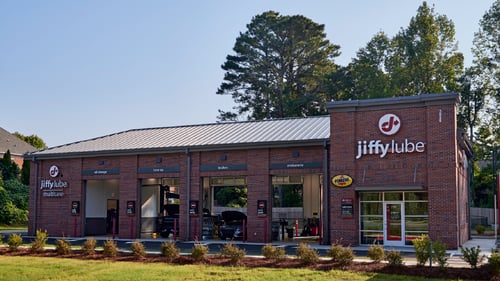 Jiffy Lube Oil Change Service in Acworth