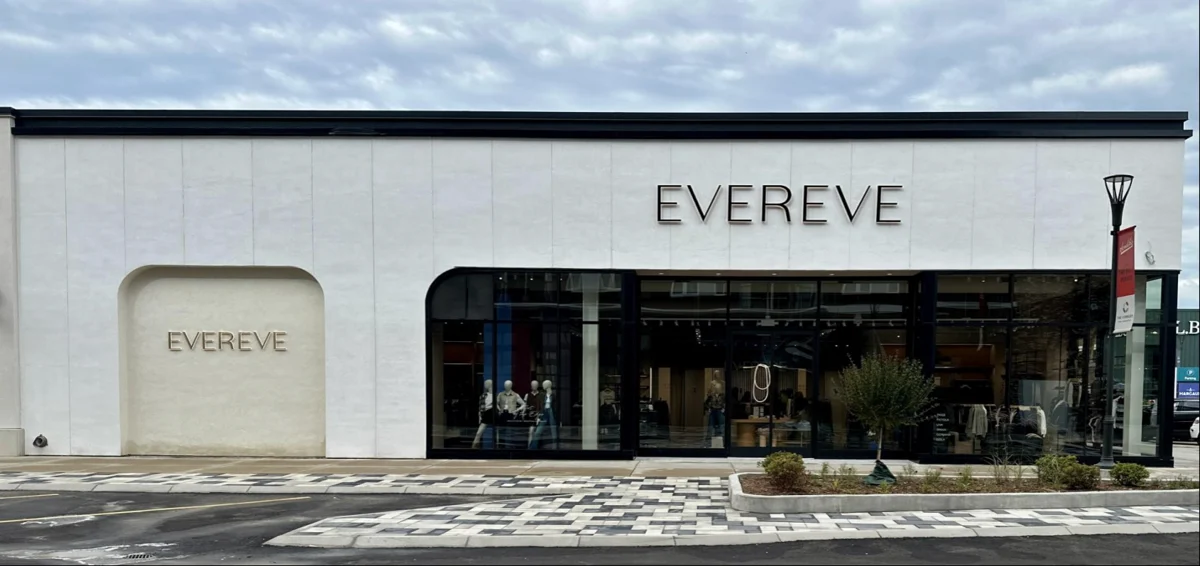 EVEREVE The Corners of Brookfield