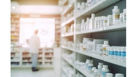 Aussenansicht der Herz-Apotheke im City Center