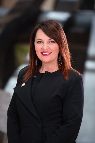 Agent Yana Ross