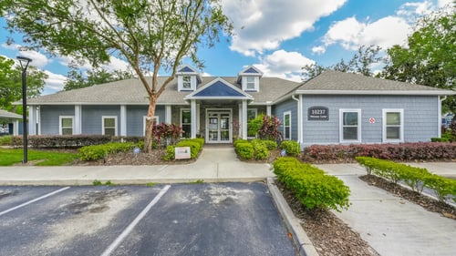 Affordable Apartment Community at Academy on Eastern Lake, Orlando, FL