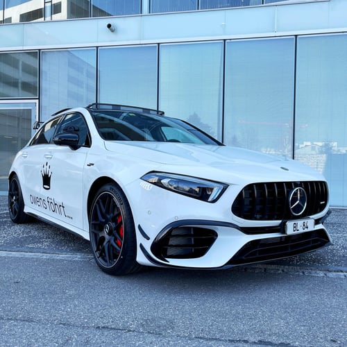 modernes Fahrschulfahrzeug - Mercedes A45 AMG
