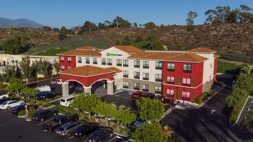 Welcome to Holiday Inn Express & Suites Lake Forest Irvine East