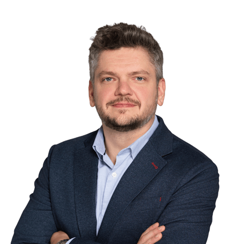 Headshot of Adam Golikov.