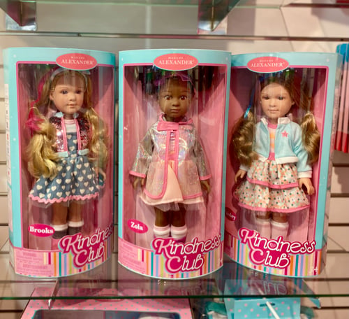 3 dolls