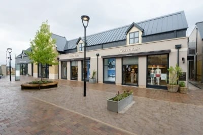 Storefront picture