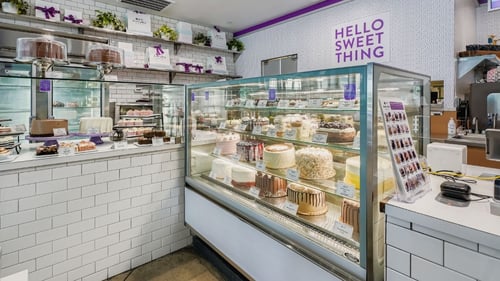 Dessert Gallery Bakery & Cafe is a Houston-based dessert destination specializing in handcrafted cakes, cupcakes, cookies, bars and brownies made from scratch with premium ingredients.