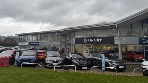 Evans Halshaw Renault and Dacia Sunderland Dealership Exterior