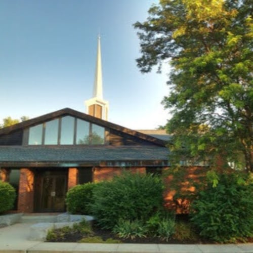 The Acton Ward meetinghouse of The Church of Jesus Christ of Latter-day Saints in Littleton, Massachusetts.