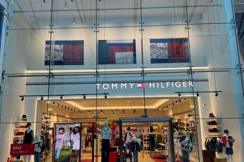 Storefront picture