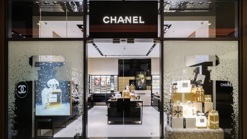 CHANEL Fragrance and beauty logo