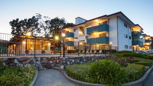 Swimming Pool at Del Coronado Apartments in Alameda, CA 94501