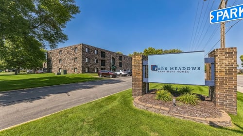 Park Meadows Apartment exterior