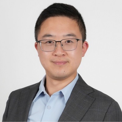 John Li headshot