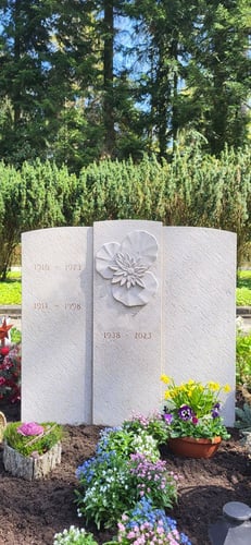 Lippuner Steinwerkstatt, Inh. S. Huber, Grabmale, Brunnen und Skulpturen, 8610 Uster und 8330 Pfäffikon ZH im Kanton Zürich