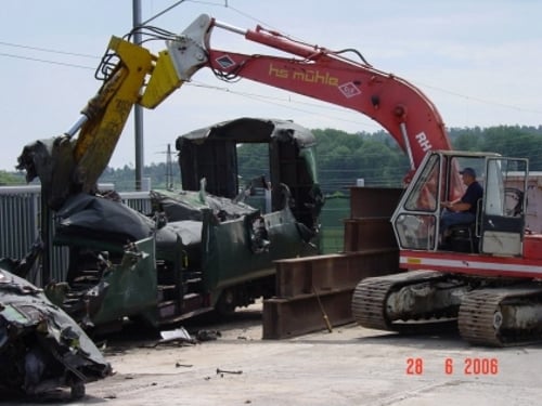 Demontage Eisenbahnwagon