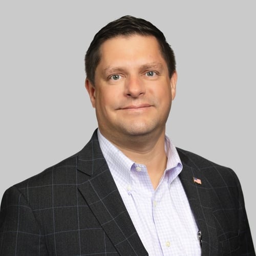 Headshot of Karl H. Miranda, a wealth advisor at Chase