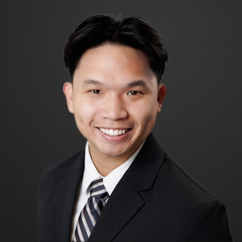 Jayden Vongphit headshot.