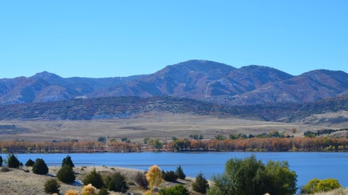 Close proximity to area reservoirs and lakes