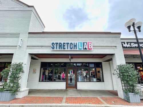 StretchLab Dilworth is nestled in the Kenilworth Commons shopping center on East Blvd. There is shopping, dining, and various things to do nearby.