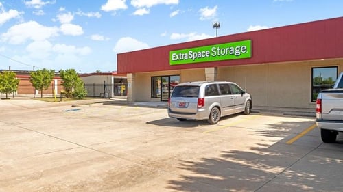 Extra Space Storage