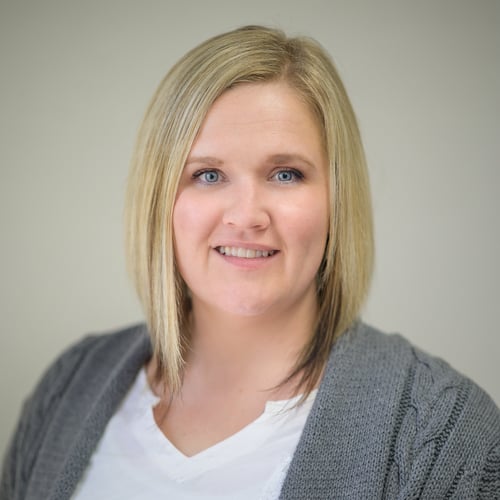 Headshot of Sharelyn Thomas