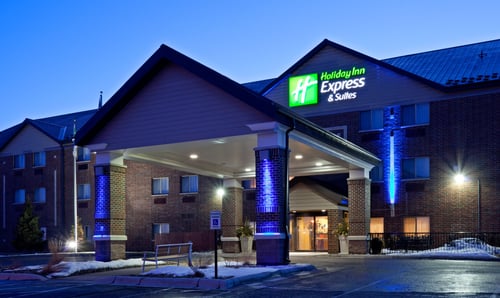 Welcome to Holiday Inn Express & Suites St. Paul-Woodbury!