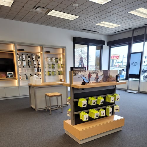 TCC, Verizon Authorized Retailer, Verizon Wireless, smartphones, tablets, smart watches, WiFi, internet, mobile accessories, upgrades, phone lines, bill analysis, prepaid phones. Samsung, Google, Apple, LG, Motorola