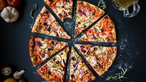 Fire-brick oven pizza at 360 Pizza in Horseshoe Hammond casino near Chicago