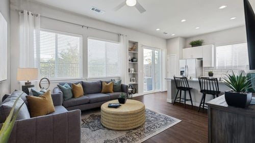 Living room at Avilla Lakeridge in Arlington, TX 76002