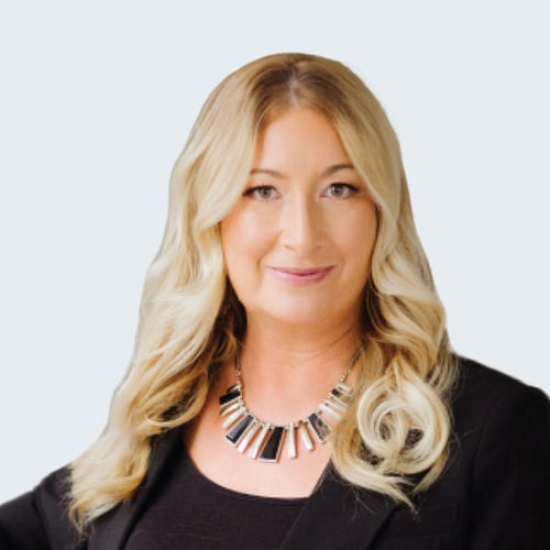 Headshot of Annett LeBeau