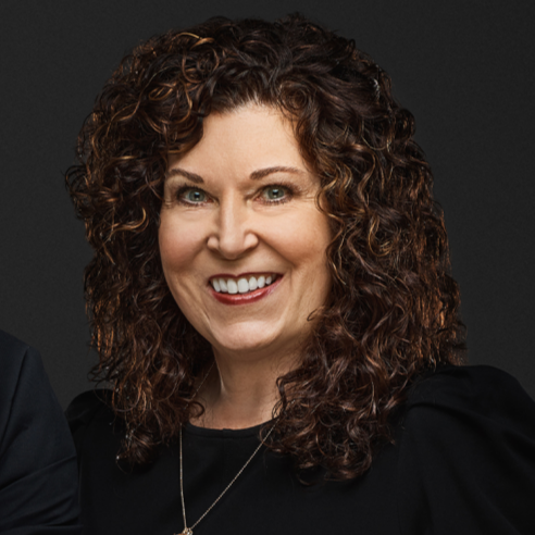 Headshot of Kelly Kozak