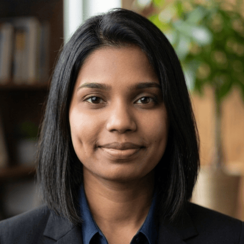 Headshot of Akansha